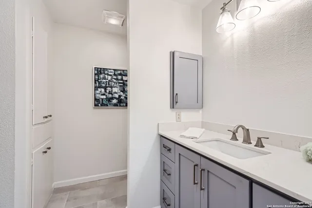 $149,900 | 1819 Babcock Road, Unit 706 BUILDING G, San Antonio, TX 78229