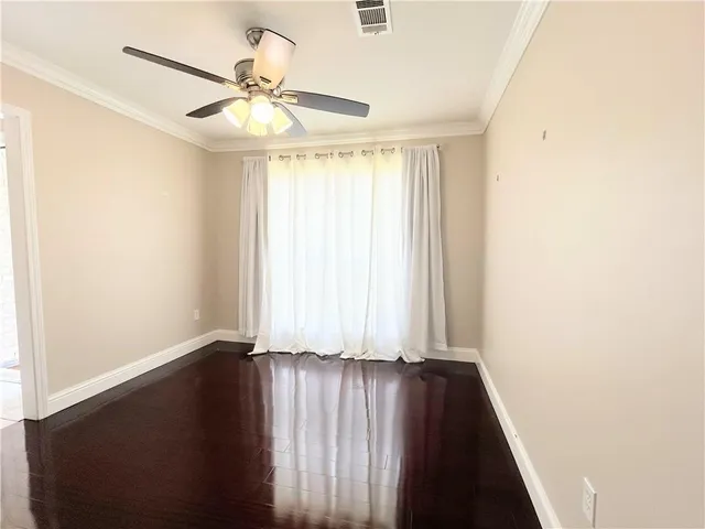 $2,200 | 3916 Aspen Drive, Harvey, LA 70058