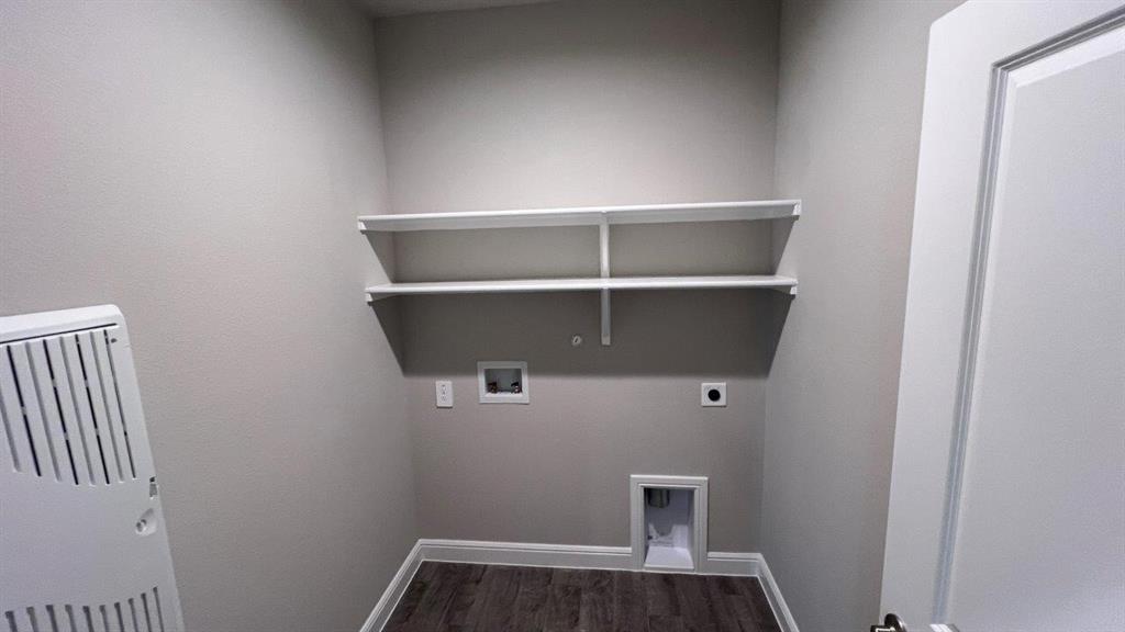 138 Stanton Avenue Rhome, TX 76078 - Photo 14 of 19 a view of room