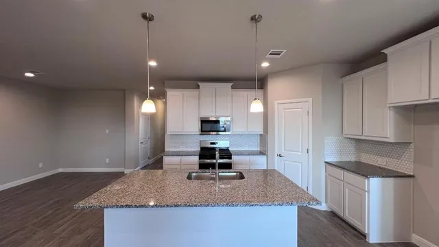 $360,710 | 138 Stanton Avenue, Rhome, TX 76078