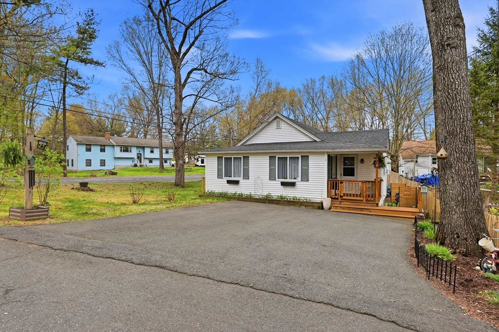 1 Echo Road Southwick, MA 01077 - Photo 4 of 29 Gallery Image 4