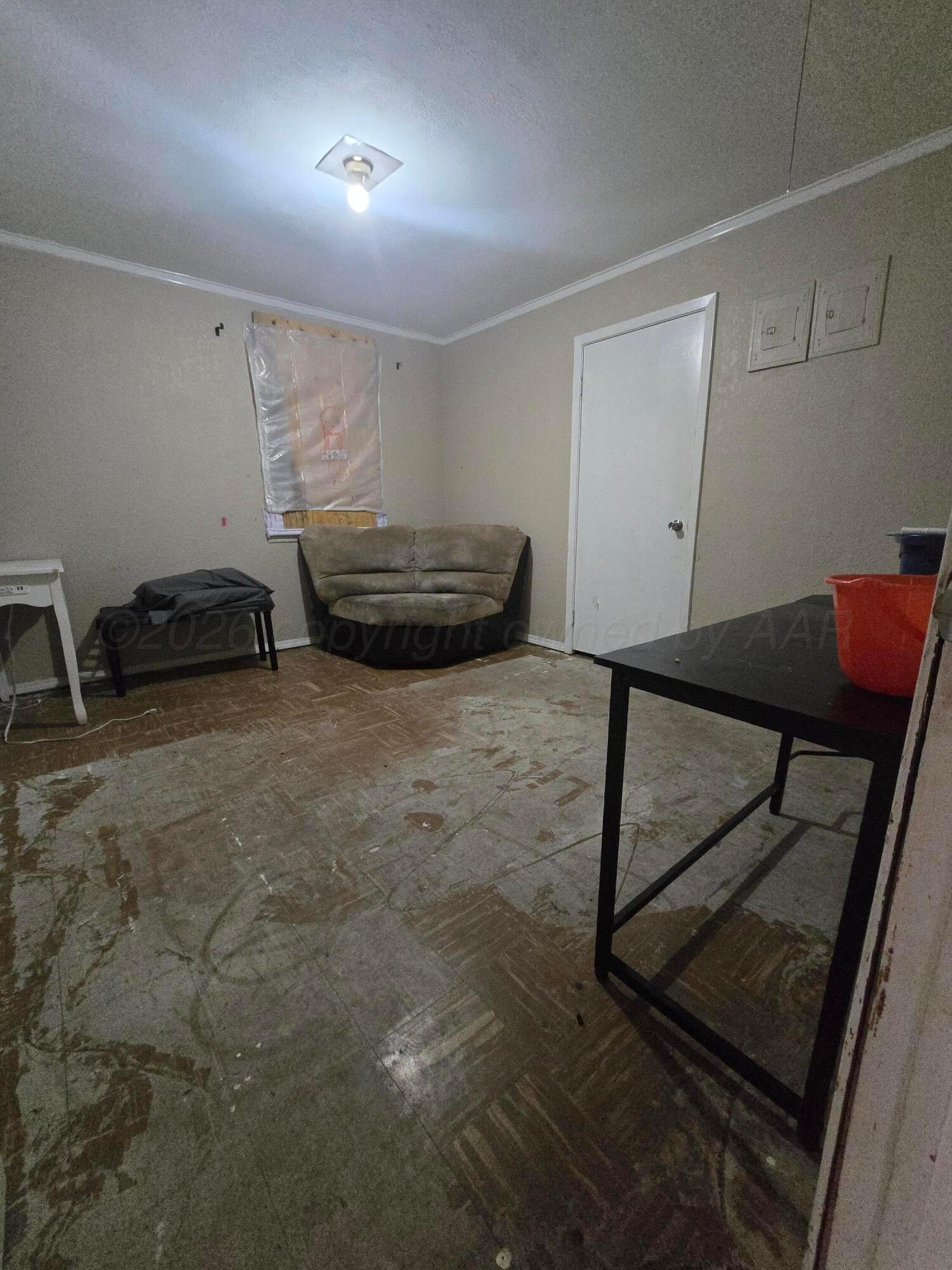 210 Brown Street Borger, TX 79007 - Photo 9 of 13 20260331_134439
