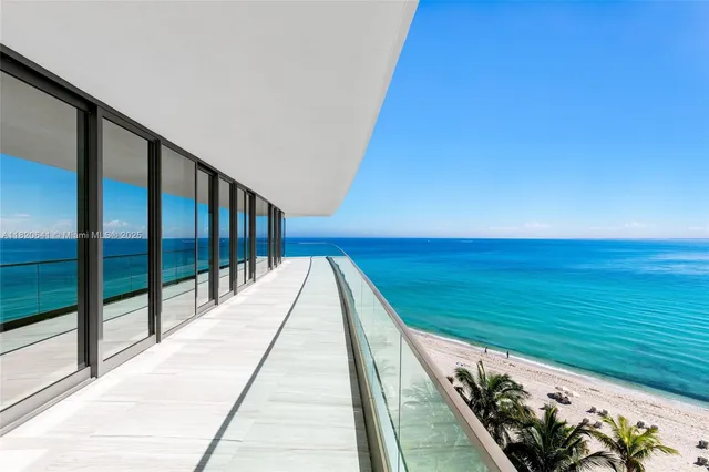 $32,500 | 18975 Collins Avenue, Unit 600, Sunny Isles Beach, FL 33160