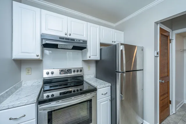 $200,000 | 235 Pineshadow Drive, Goose Creek, SC 29445