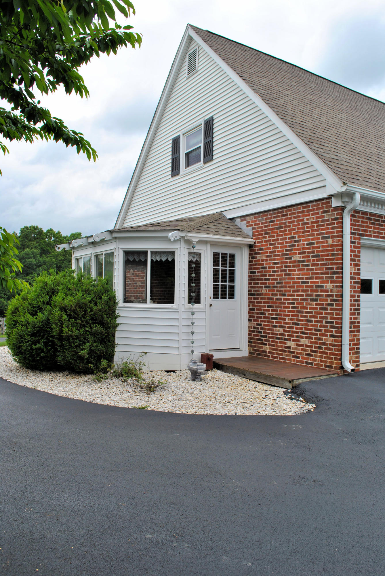 240 Fawn Lane Riner, VA 24149 - Photo 74 of 95 Greenouse