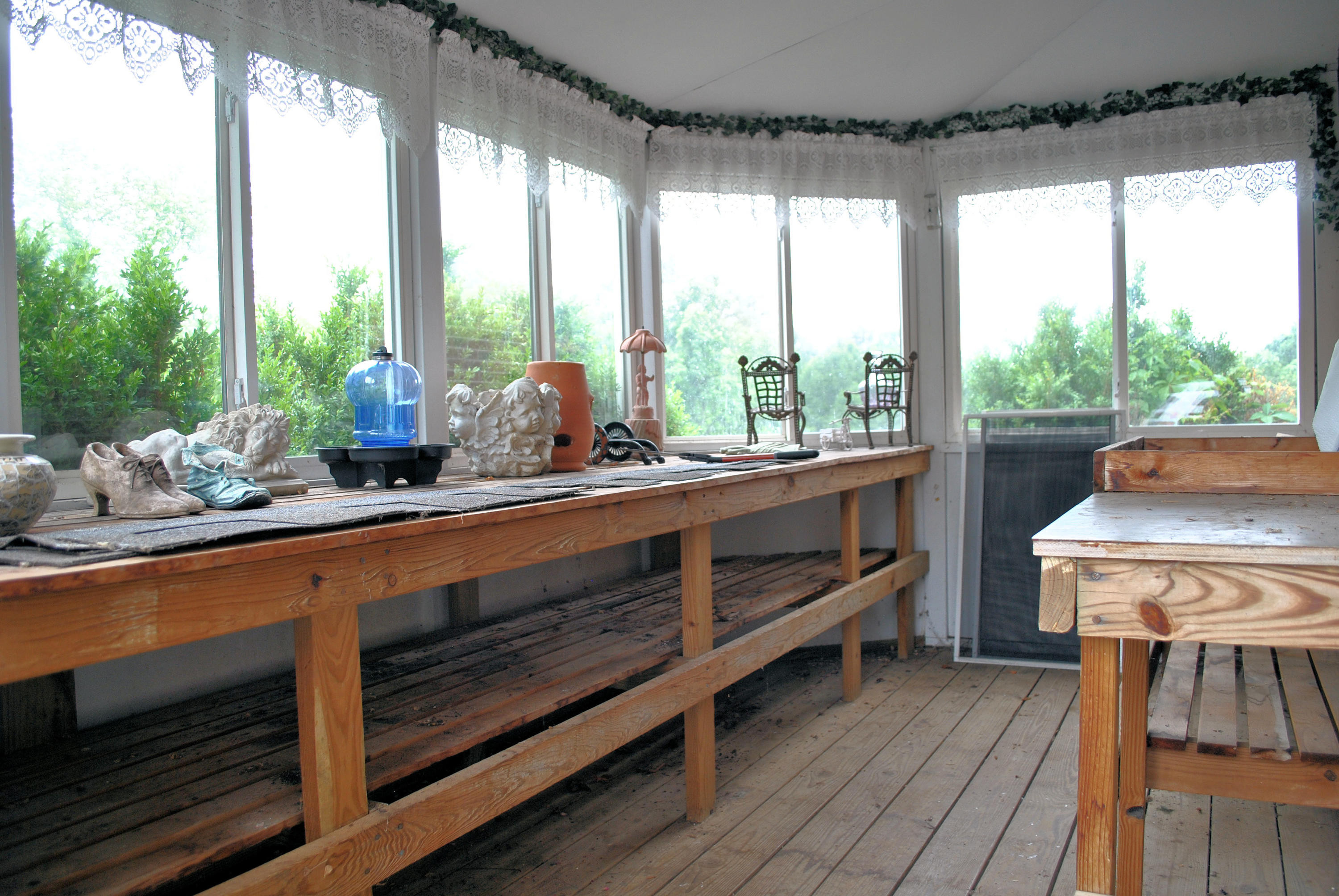 240 Fawn Lane Riner, VA 24149 - Photo 75 of 95 Inside Greenhouse