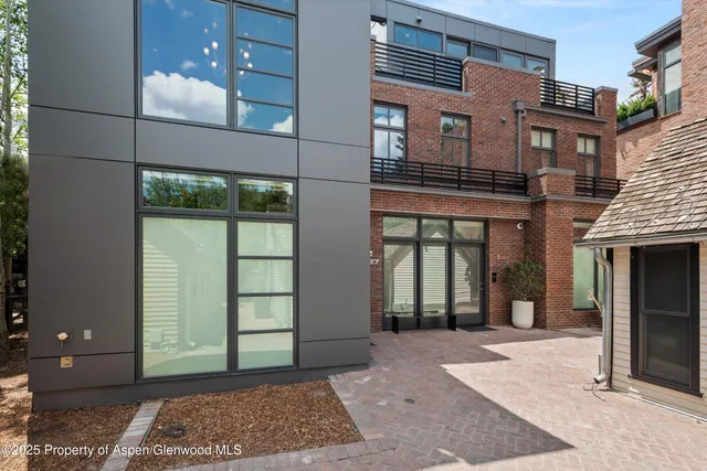 $250,000 | 627 East Hopkins Avenue, Aspen, CO 81611