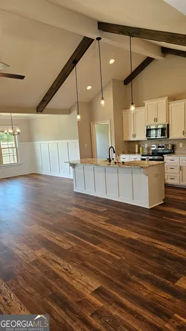 $2,200 | 208 Huxley Terrace, Bonaire, GA 31005