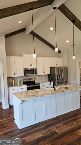 $2,200 | 208 Huxley Terrace, Bonaire, GA 31005