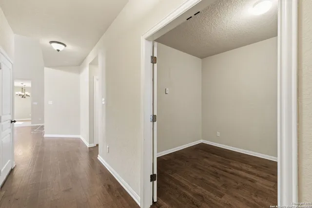 $300,000 | 2127 Rosillos Peak, San Antonio, TX 78245