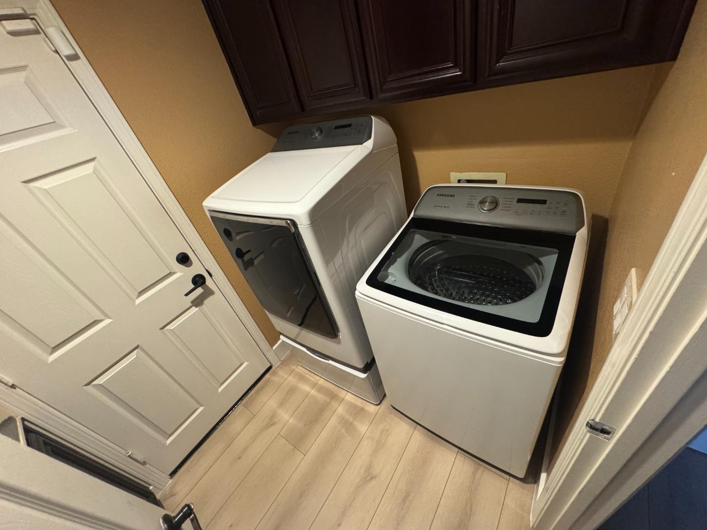 10 Rhine Circle Salinas, CA 93906 - Photo 46 of 50 a utility room with dryer and washer