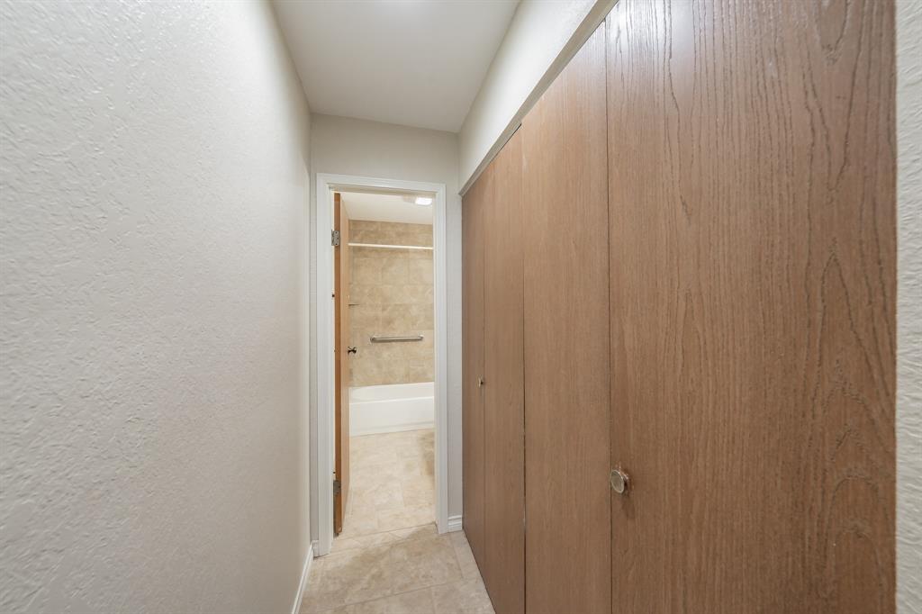 3609 Spring Meadow Lane Flower Mound, TX 75028 - Photo 15 of 32