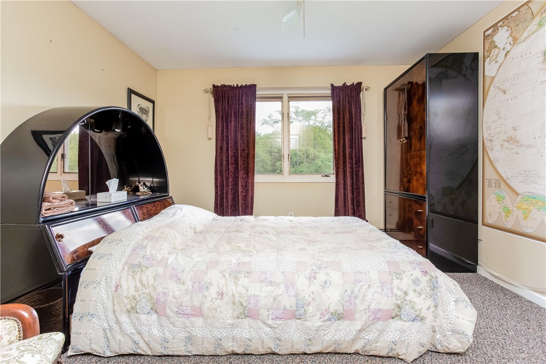 2066 Boston Neck Road North Kingstown, RI 02874 - Photo 19 of 35 Bedroom 2