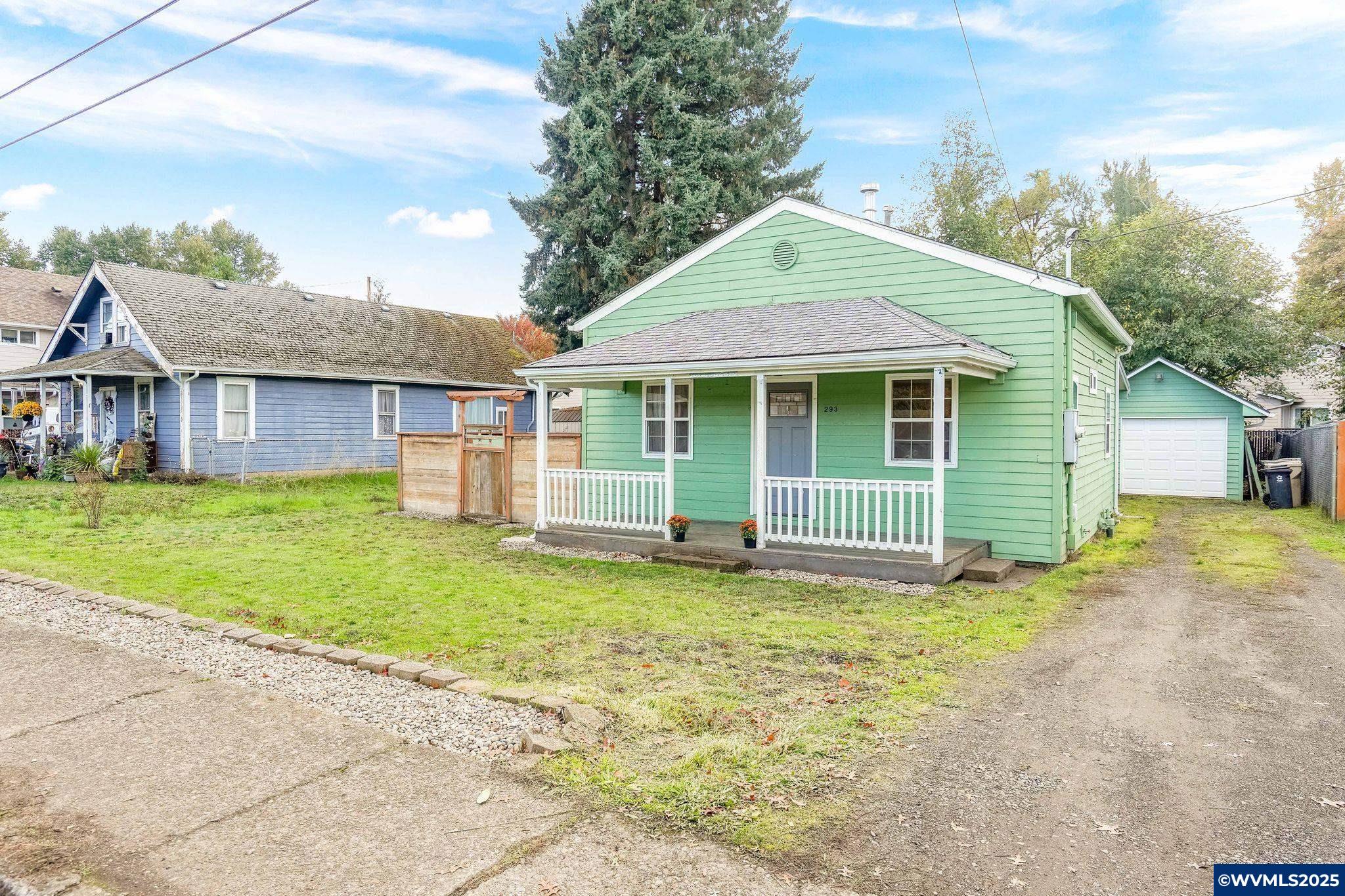 293 Southwest Walnut Avenue Dallas, OR 97338 - Photo 2 of 33 Gallery Image 2