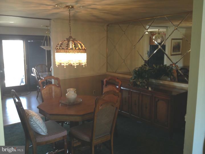12105 Covert Road Philadelphia, PA 19154 - Photo 5 of 16 Gallery Image 5