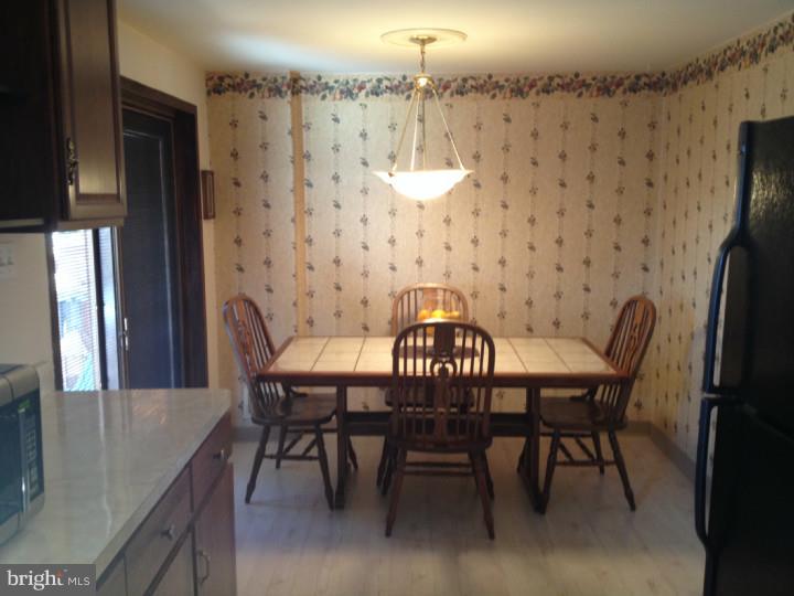 12105 Covert Road Philadelphia, PA 19154 - Photo 6 of 16 Gallery Image 6