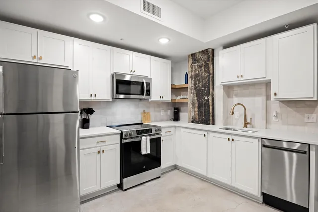 $259,000 | 117 East 7th Street, Unit 703B, Chattanooga, TN 37402