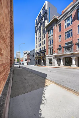 $259,000 | 117 East 7th Street, Unit 703B, Chattanooga, TN 37402