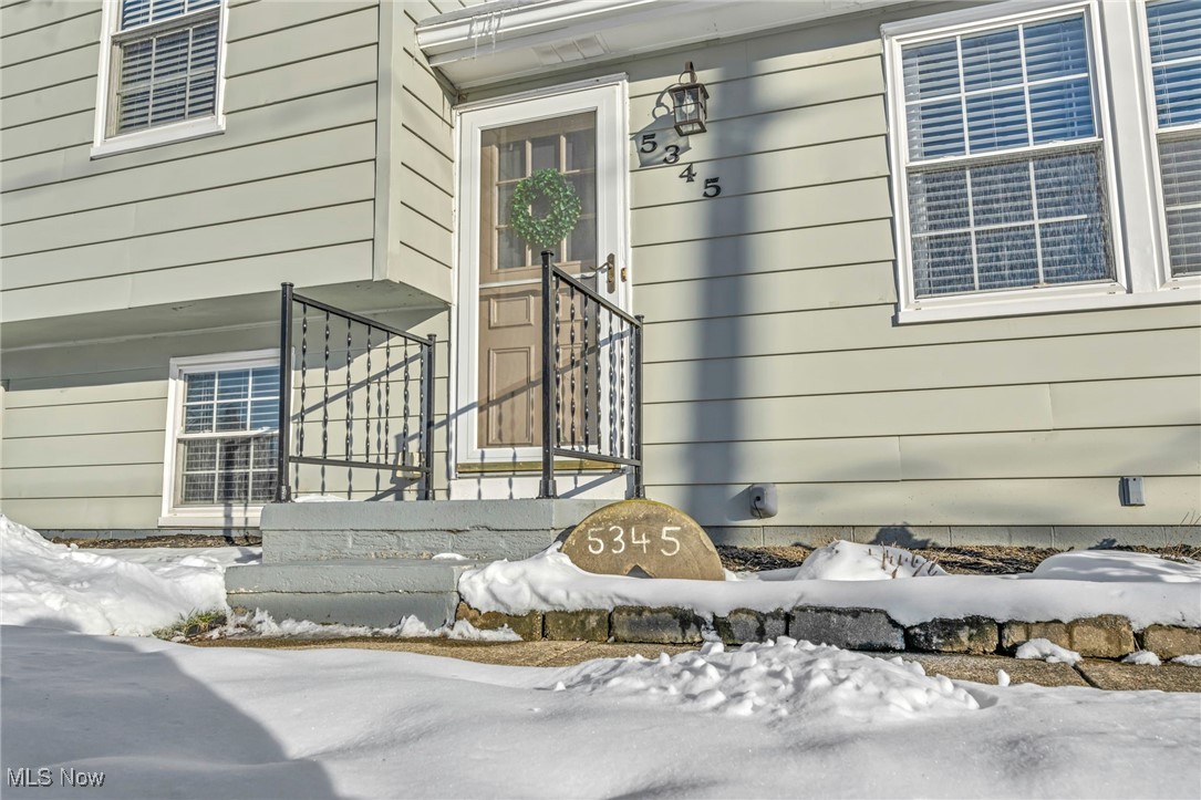 5345 Young Road Stow, OH 44224 - Photo 2 of 31 Gallery Image 2