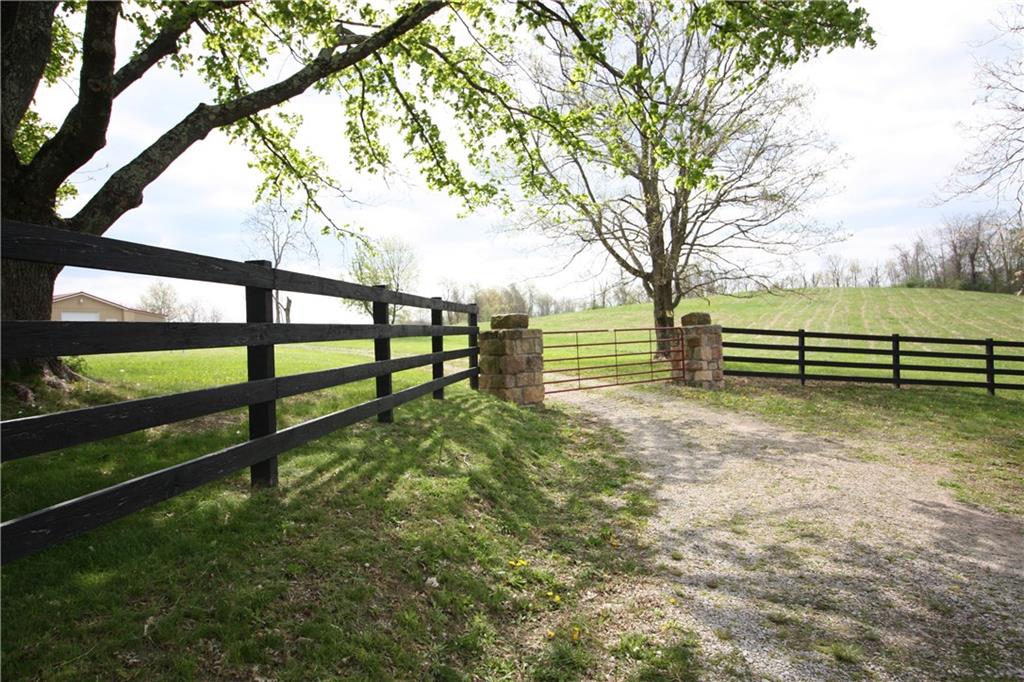 780 Turkey Knob Road Garards Fort, PA 15338 - Photo 3 of 24 Gallery Image 3