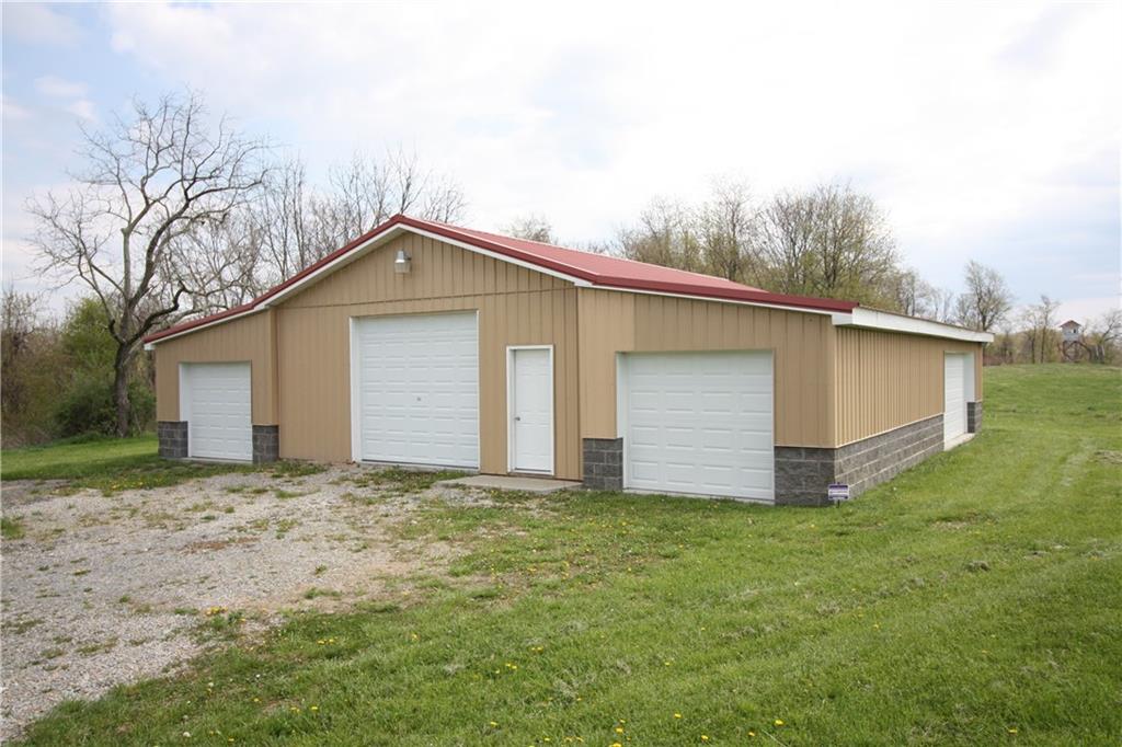 780 Turkey Knob Road Garards Fort, PA 15338 - Photo 4 of 24 Gallery Image 4