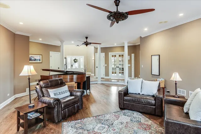 $1,249,000 | 27022 West Coventry Court, Lake Barrington, IL 60010