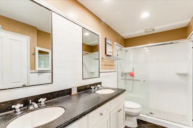 $1,249,000 | 27022 West Coventry Court, Lake Barrington, IL 60010