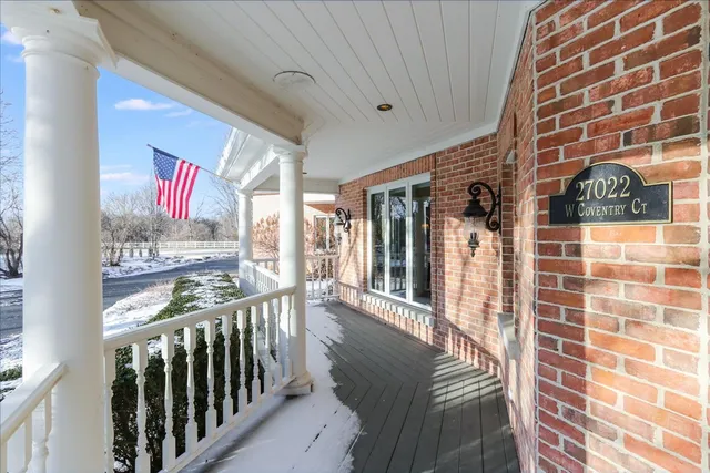 $1,249,000 | 27022 West Coventry Court, Lake Barrington, IL 60010