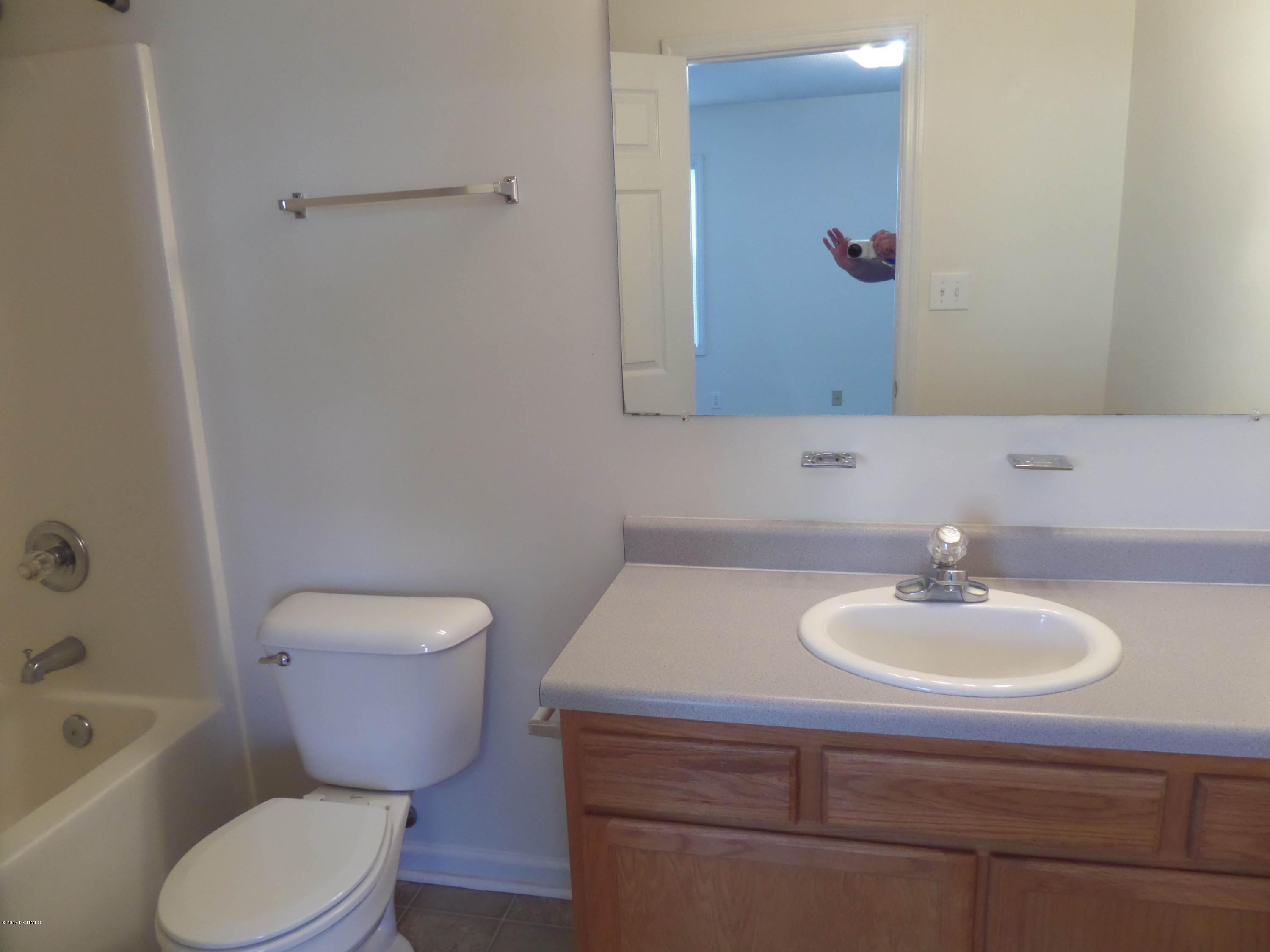 401 Sumrell Way Hubert, NC 28539 - Photo 14 of 26 Master Bath
