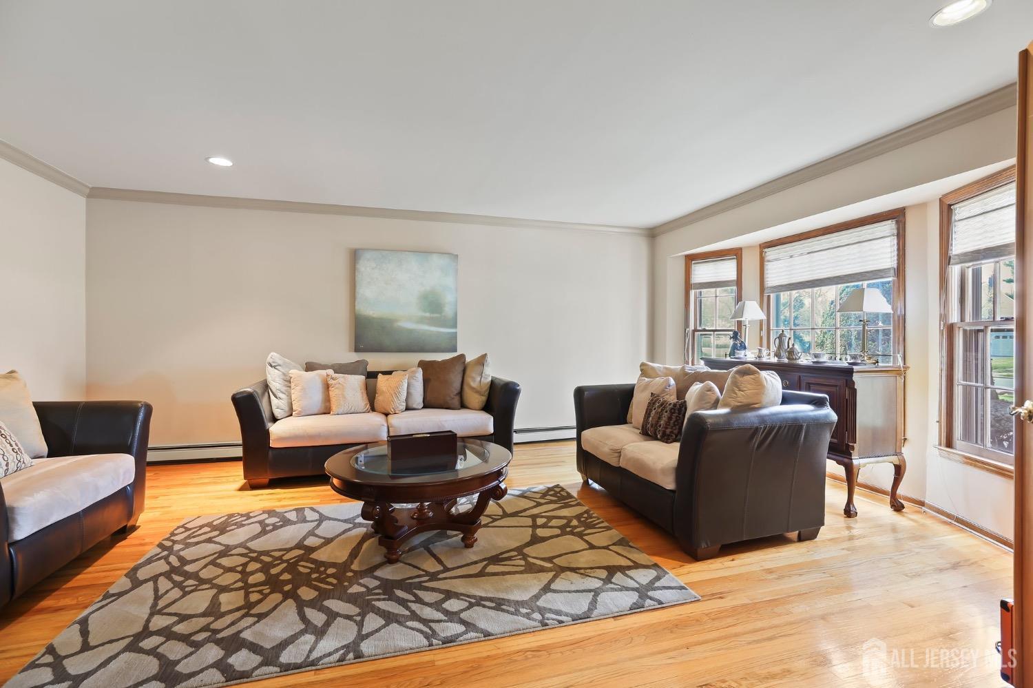 56 Ivanhoe Drive Manalapan, NJ 07726 - Photo 12 of 73 Gallery Image 12