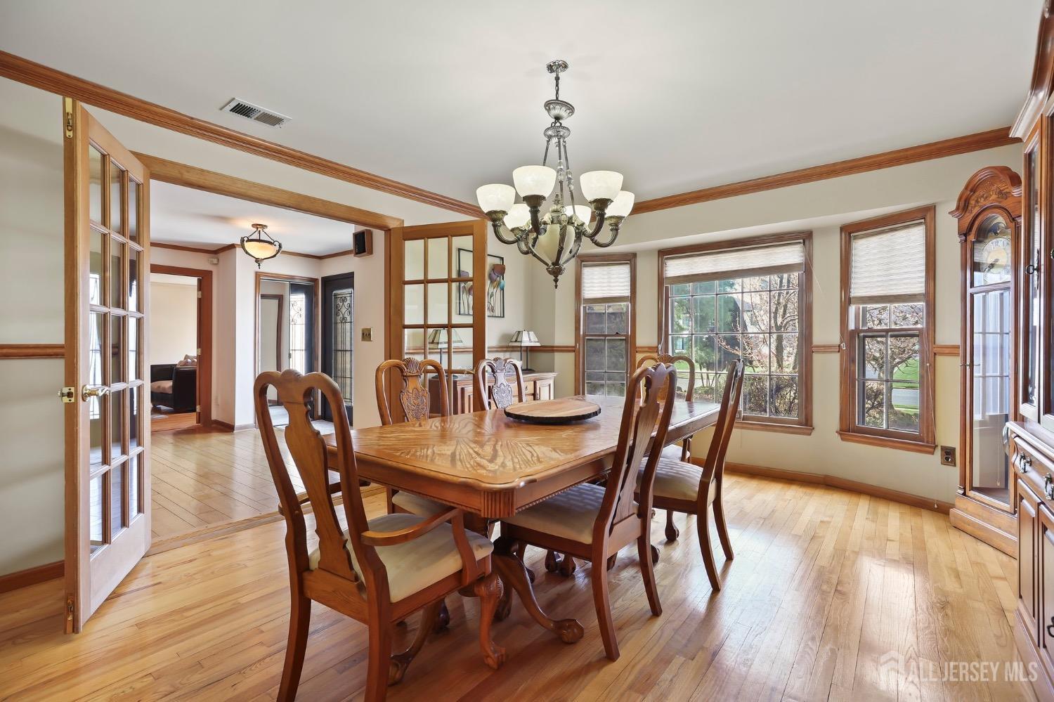 56 Ivanhoe Drive Manalapan, NJ 07726 - Photo 13 of 73 Gallery Image 13
