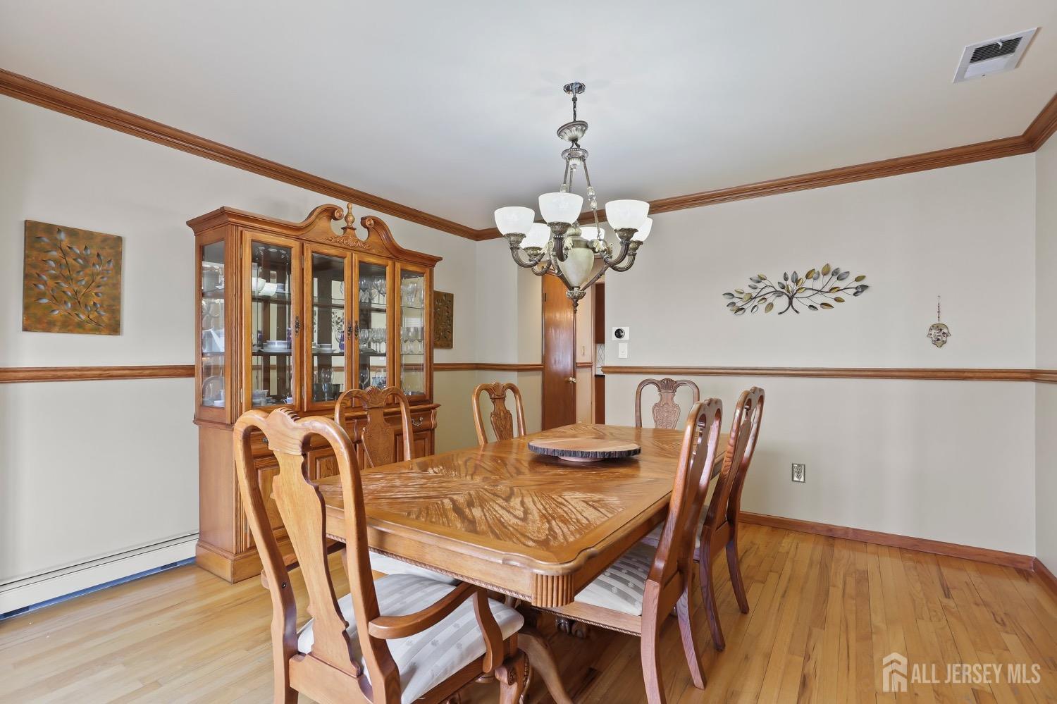 56 Ivanhoe Drive Manalapan, NJ 07726 - Photo 14 of 73 Gallery Image 14