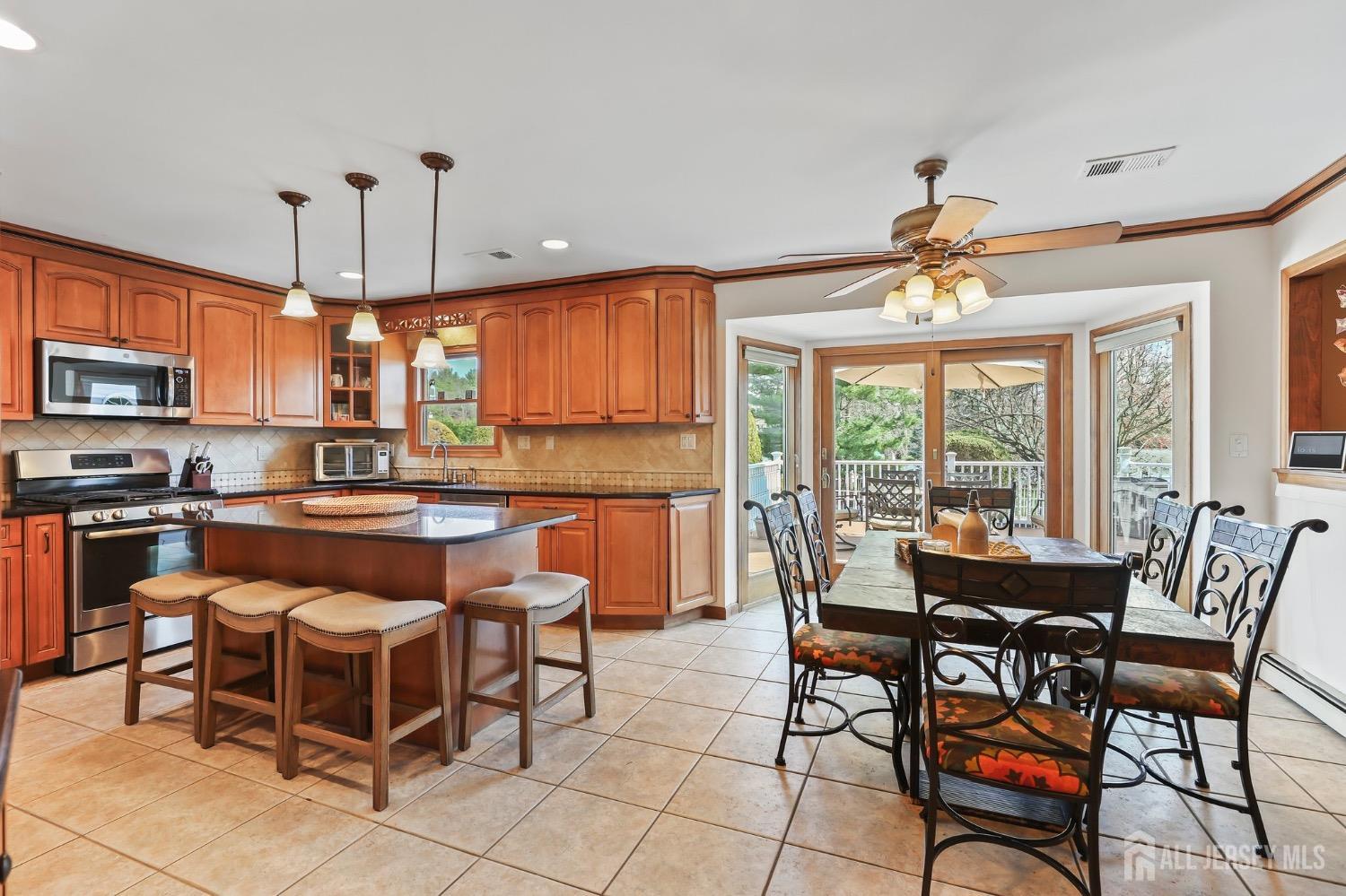 56 Ivanhoe Drive Manalapan, NJ 07726 - Photo 15 of 73 Gallery Image 15