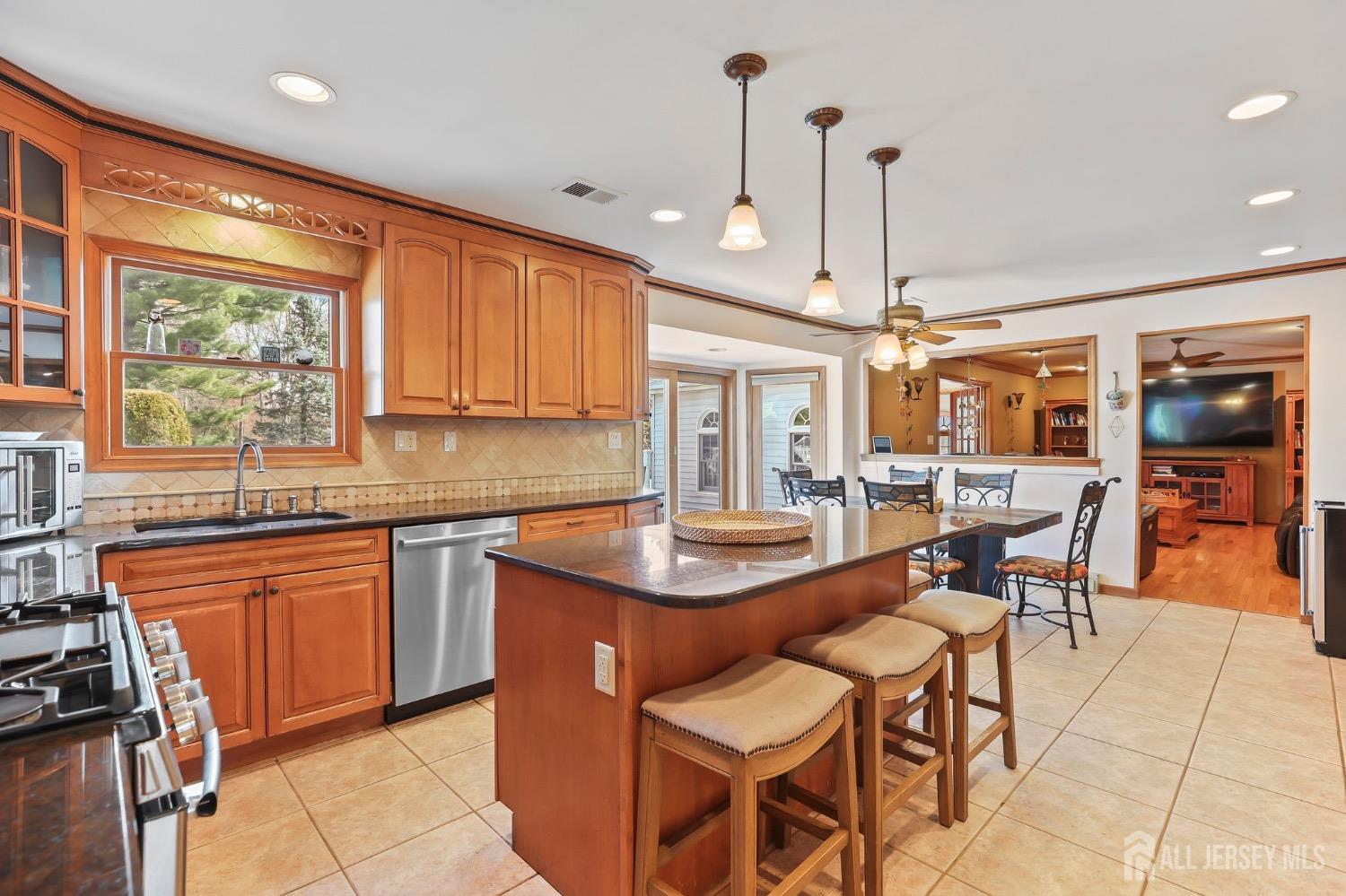 56 Ivanhoe Drive Manalapan, NJ 07726 - Photo 19 of 73 Gallery Image 19