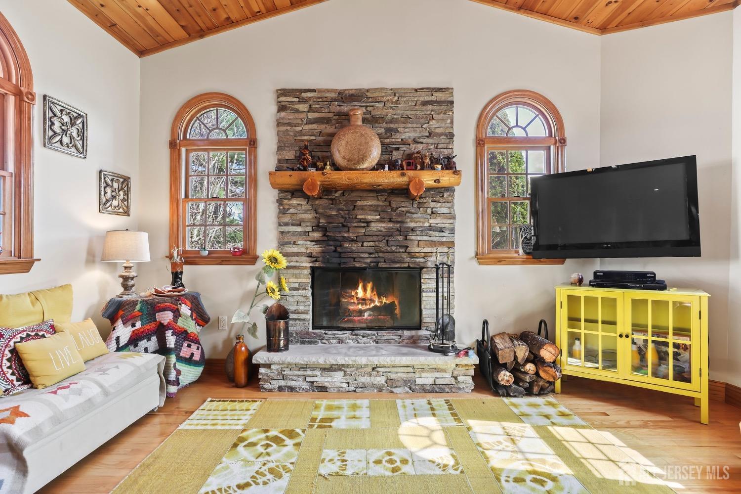 56 Ivanhoe Drive Manalapan, NJ 07726 - Photo 28 of 73 Gallery Image 28