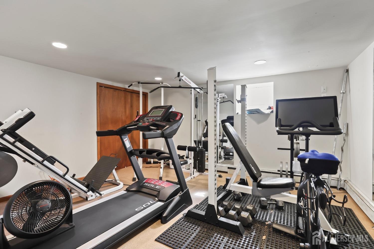 56 Ivanhoe Drive Manalapan, NJ 07726 - Photo 31 of 73 Gallery Image 31