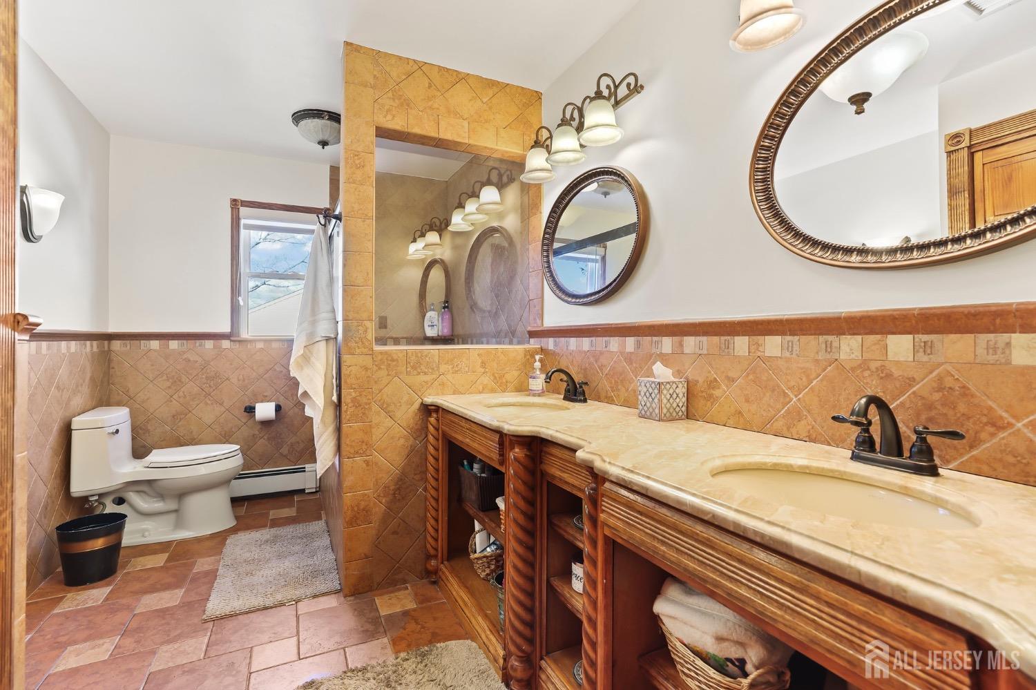 56 Ivanhoe Drive Manalapan, NJ 07726 - Photo 38 of 73 Gallery Image 38