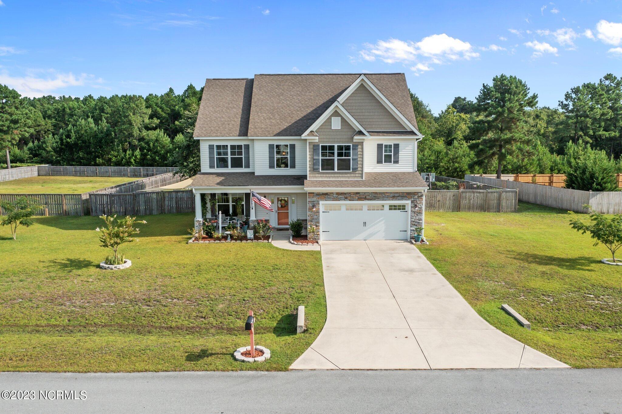 154 Peytons Ridge Drive Hubert, NC 28539 - Photo 3 of 41 12-web-or-mls-DJI_0166