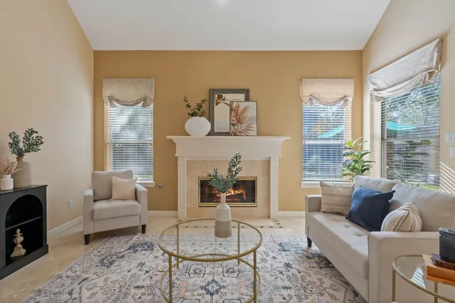 $445,000 | 13 Stonegate Park Court, Spring, TX 77379