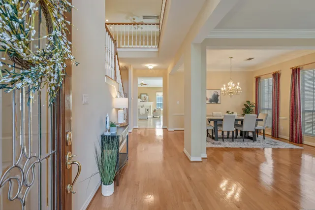 $445,000 | 13 Stonegate Park Court, Spring, TX 77379