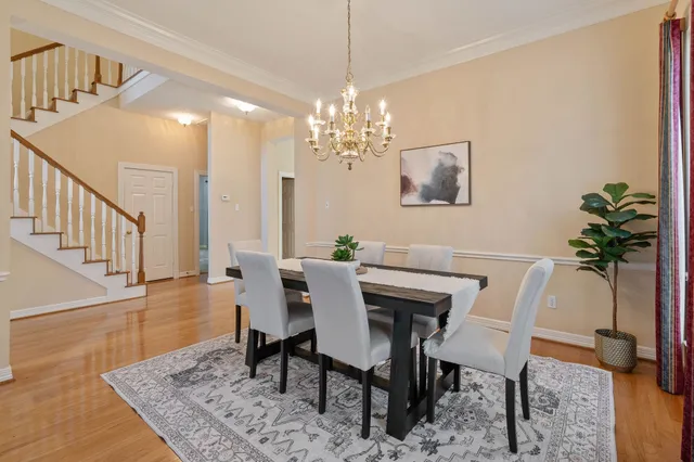 $445,000 | 13 Stonegate Park Court, Spring, TX 77379