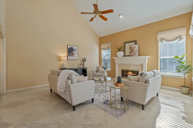 $445,000 | 13 Stonegate Park Court, Spring, TX 77379