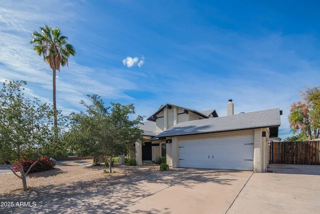 $595,000 | 16002 North 33rd Avenue, Phoenix, AZ 85053