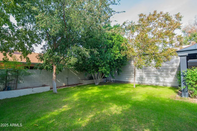 $595,000 | 16002 North 33rd Avenue, Phoenix, AZ 85053