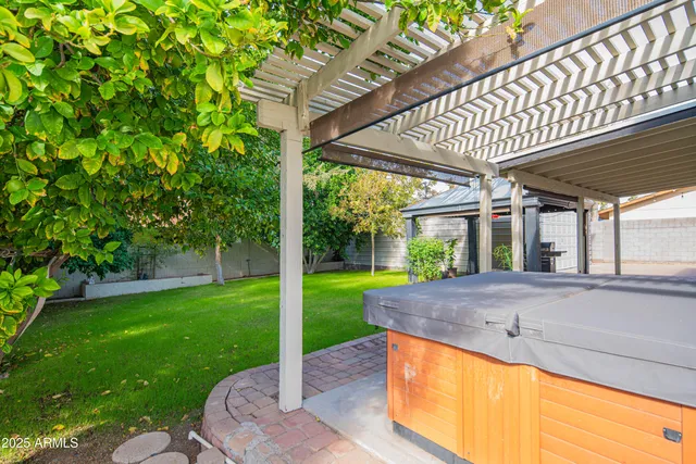 $595,000 | 16002 North 33rd Avenue, Phoenix, AZ 85053