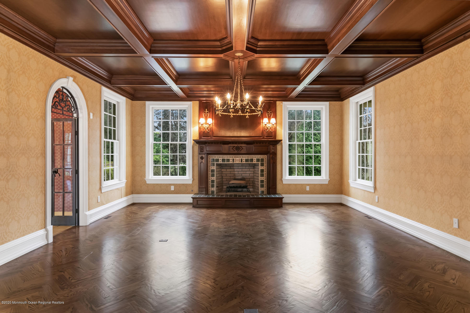 10 Belknap Lane Rumson, NJ 07760 - Photo 19 of 91 Family Room