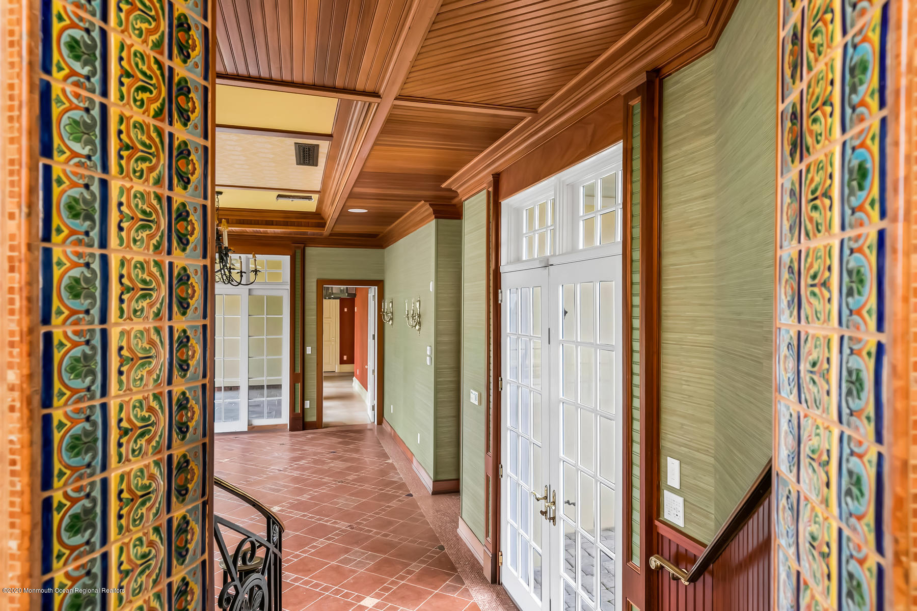 10 Belknap Lane Rumson, NJ 07760 - Photo 30 of 91 Entrance to Solarium