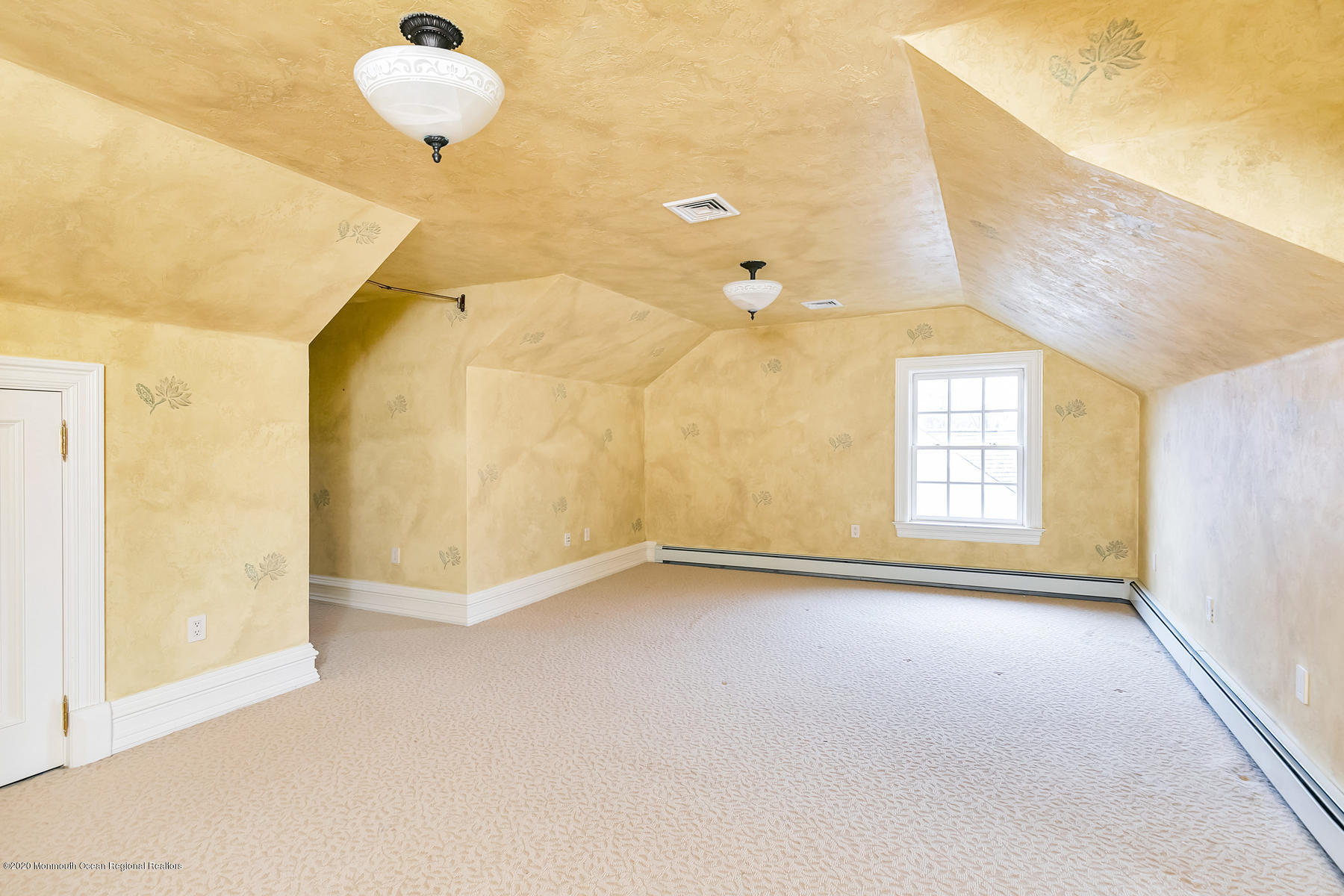 10 Belknap Lane Rumson, NJ 07760 - Photo 50 of 91 3rd Level - Guest BR/Staff Quarters