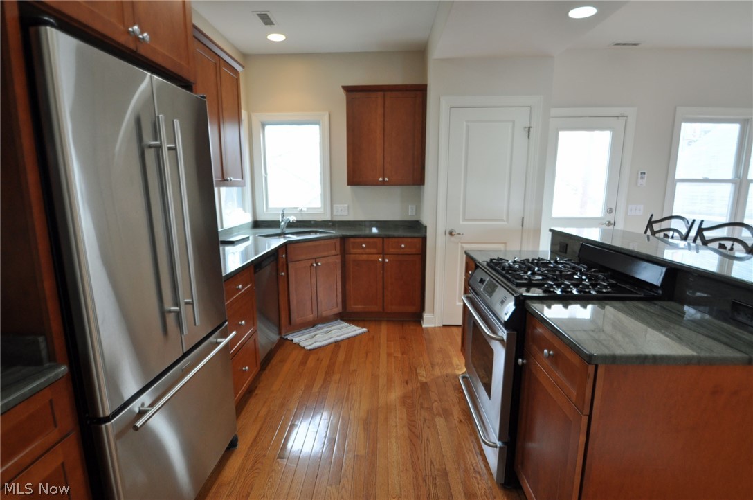 1015 University Road Cleveland, OH 44113 - Photo 13 of 35 Gallery Image 13