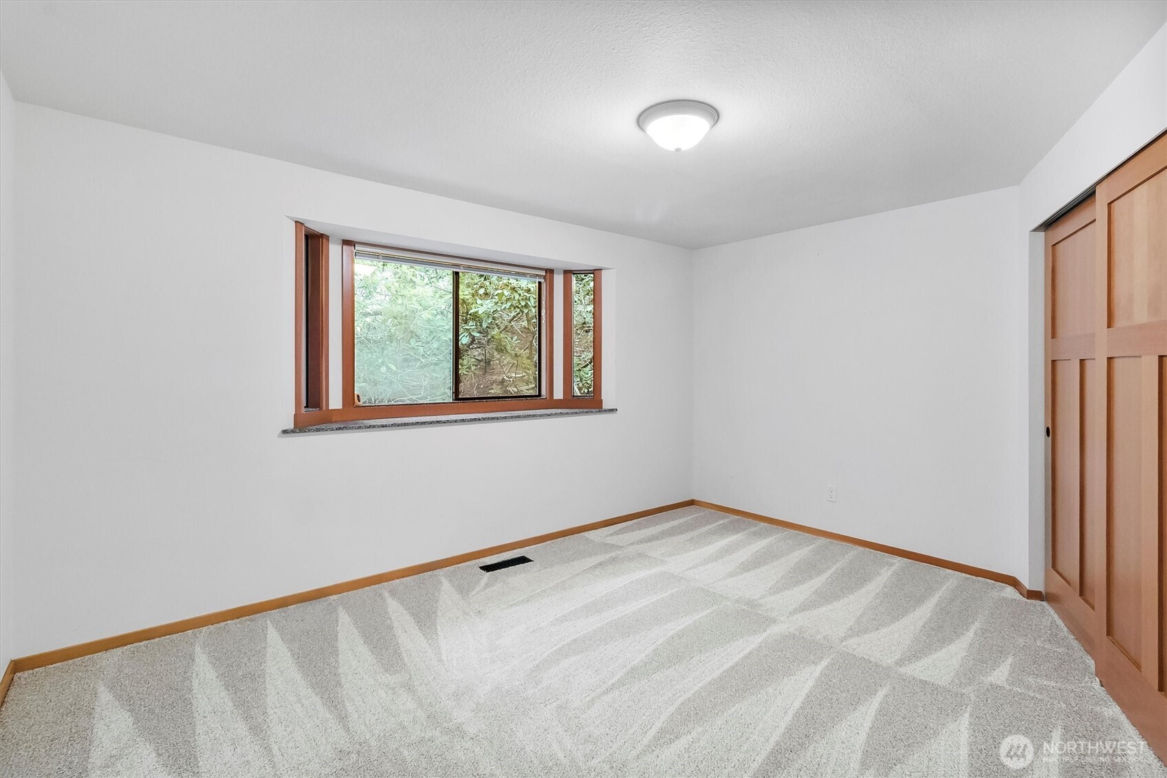 77 Sudden Valley Drive Bellingham, WA 98229 - Photo 17 of 40